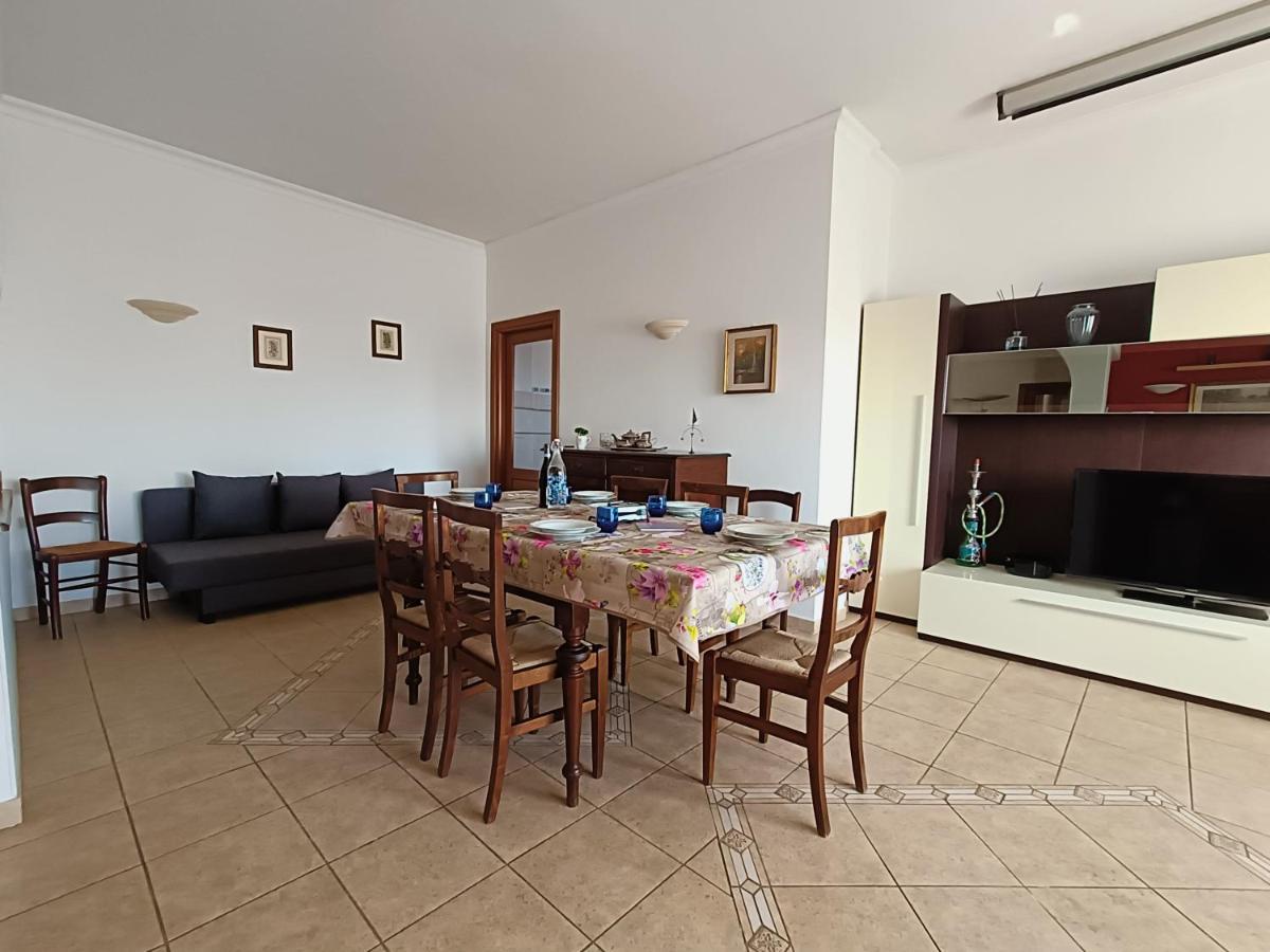 Avellini - Delightful And Spacious Apartment With Terrace - Near Metro A Cornelia Rome Extérieur photo