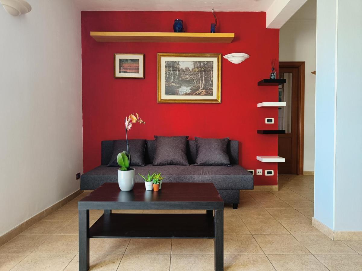 Avellini - Delightful And Spacious Apartment With Terrace - Near Metro A Cornelia Rome Extérieur photo